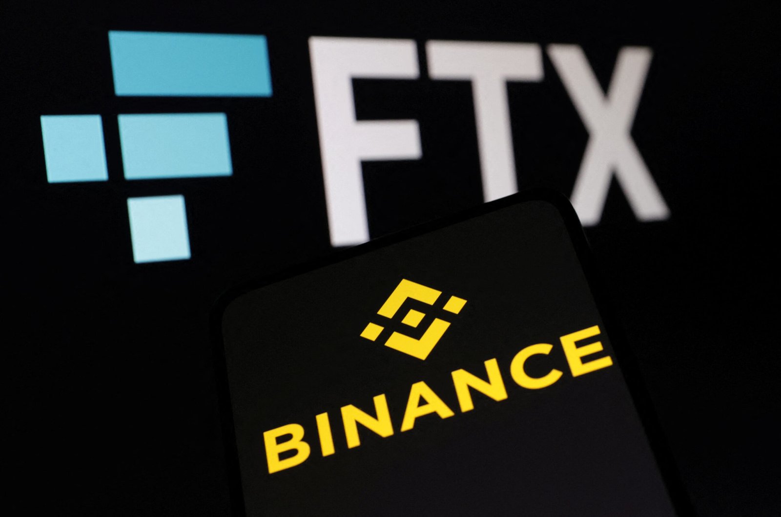 Kryptobörsen Binance avbryter räddningen av FTX en dag efter att ha tillkännagivit ett uppköpserbjudande